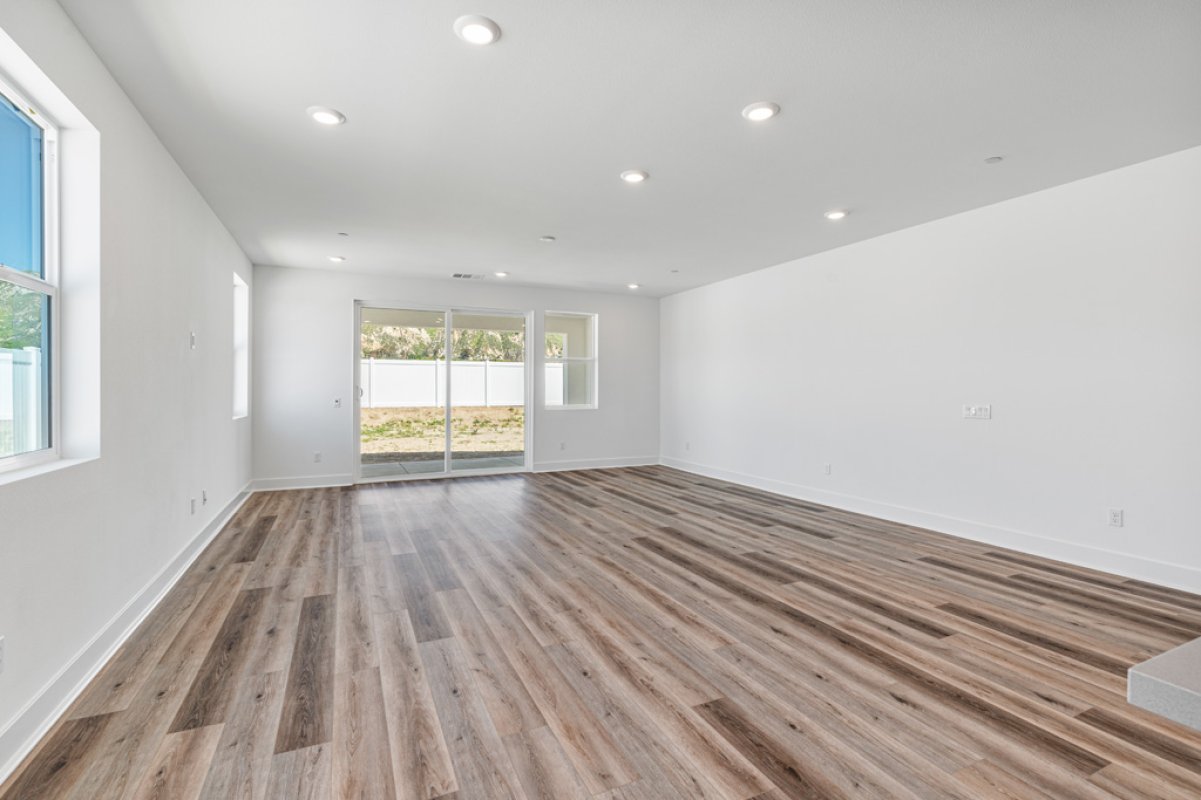 Available & QuickMove Home in Piru, CA 3813 Shannon Lane Plan Four